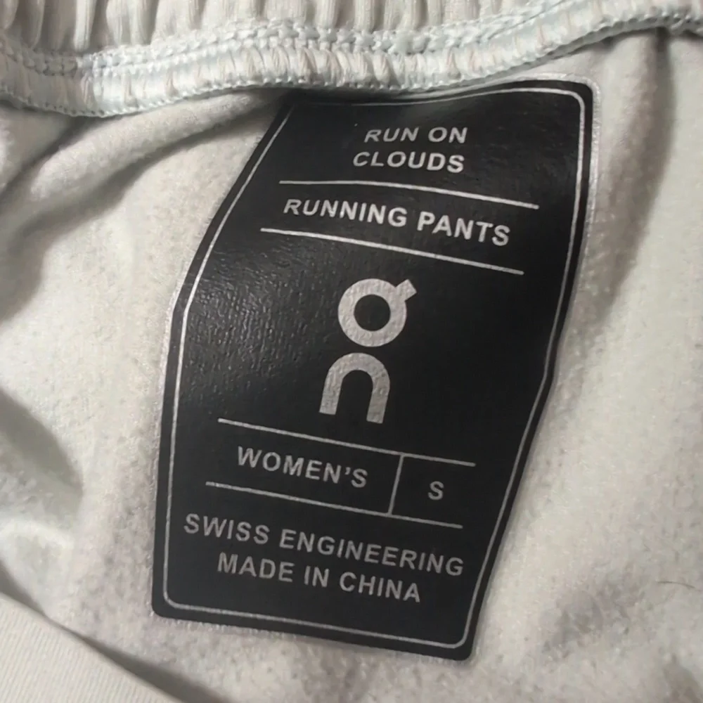 On Women Tights & PantsWomen's Running Pants Blue